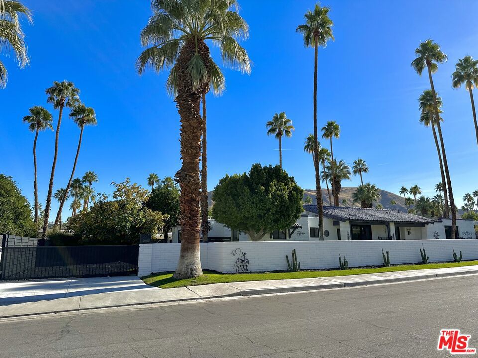 Indian Canyons - Residential Lease