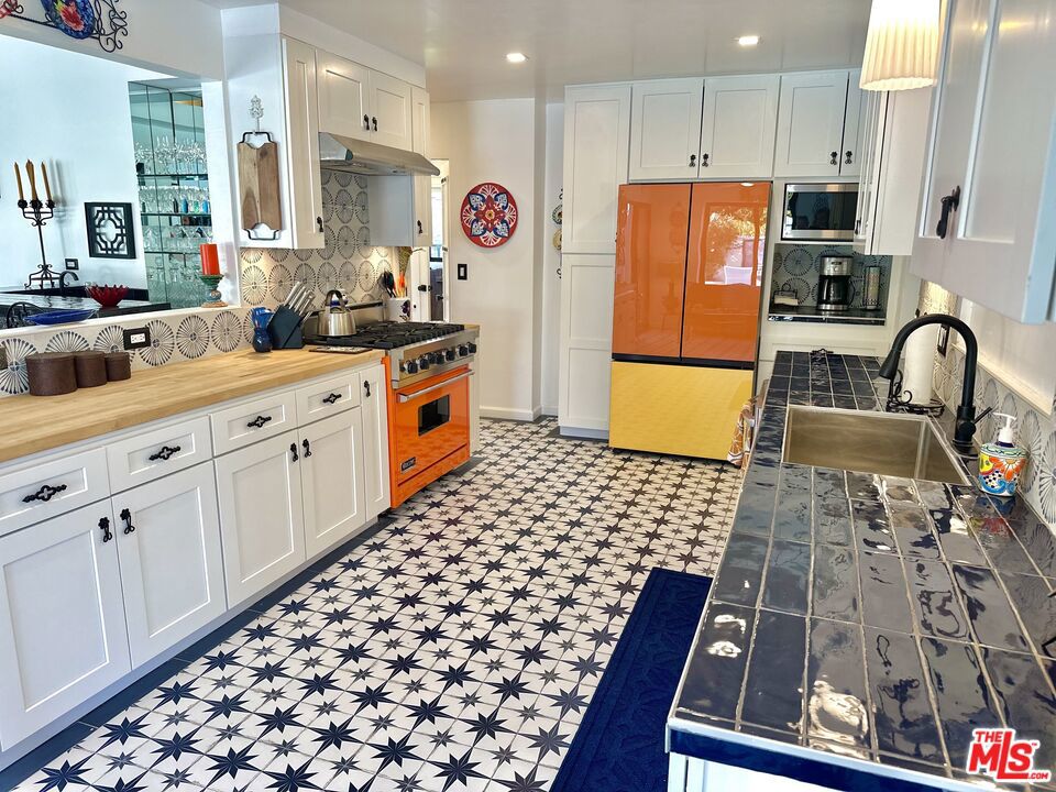 Indian Canyons - Residential Lease