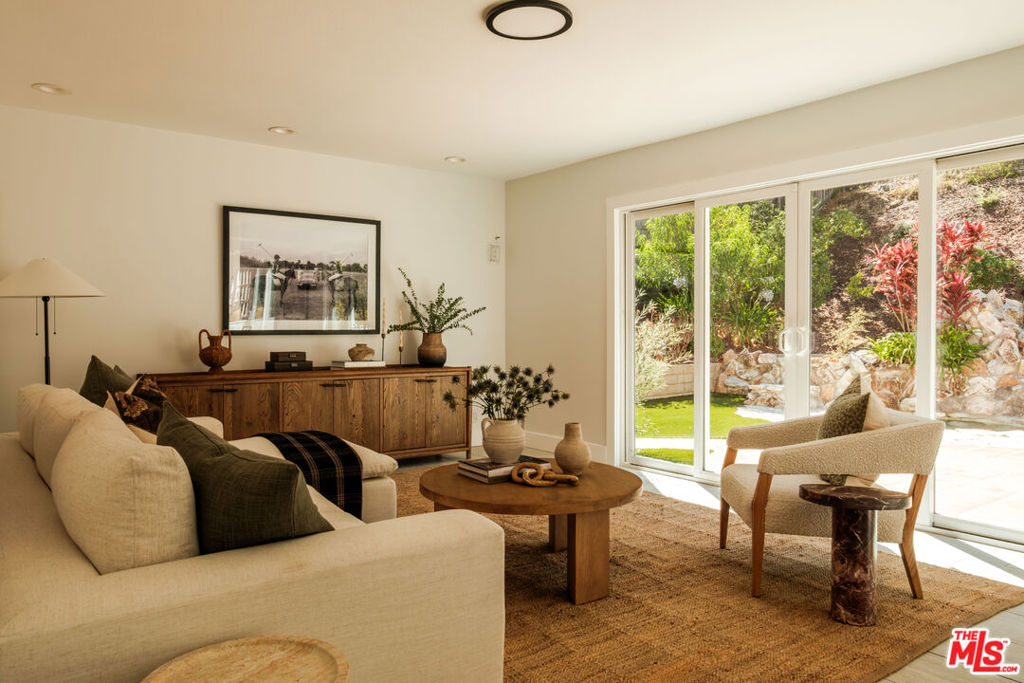 2267 Kelmscott Court