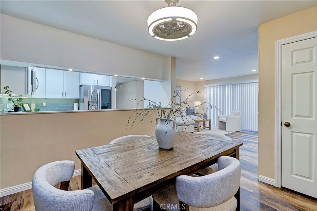 EAST PARK VILLAS - Residential