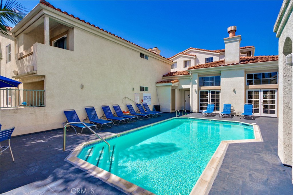 EAST PARK VILLAS - Residential