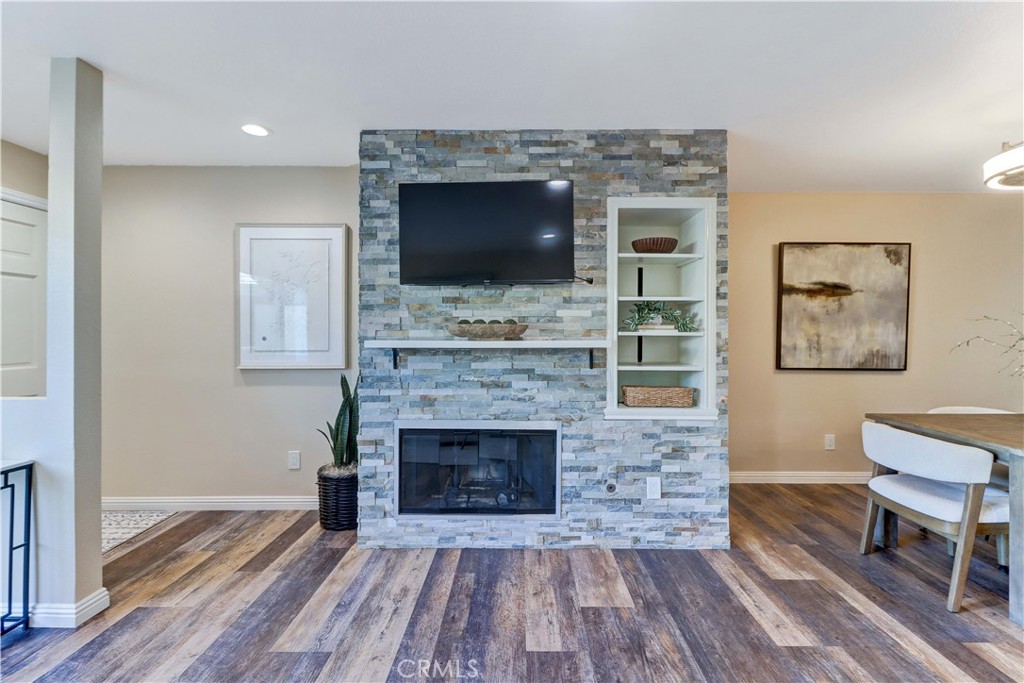 3605 E Anaheim Street 102