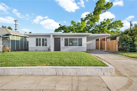 Photo of 1232 Browning Dr, Sacramento, CA 95815 (MLS # SC26106633)