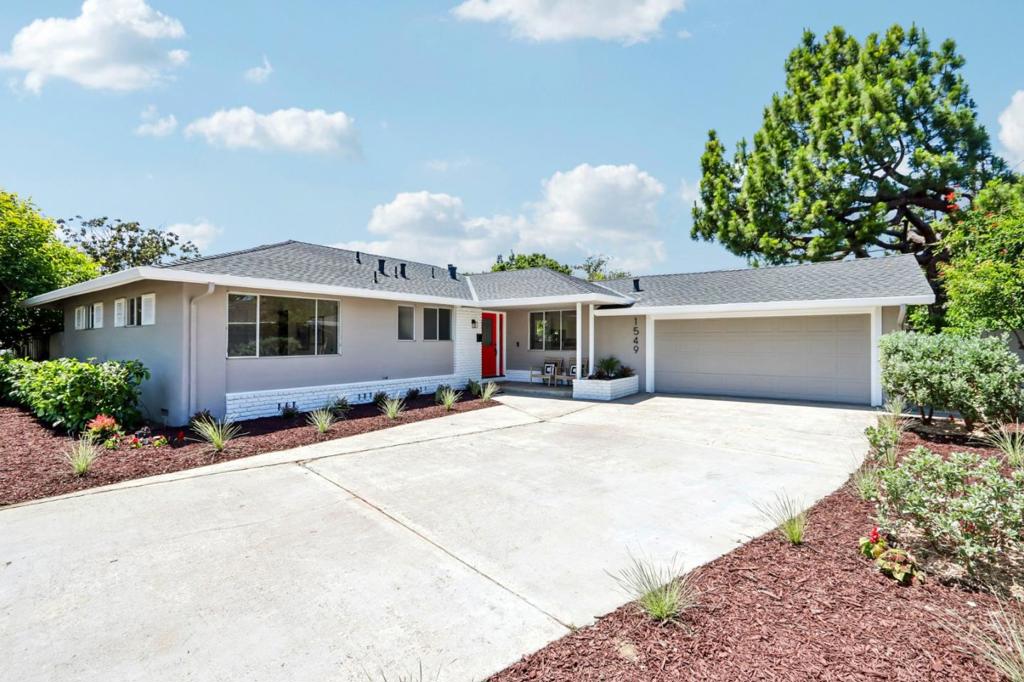 1549 Belleville Way