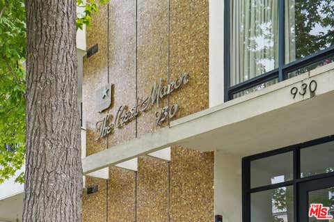 Photo of 930 3rd Street #303, Santa Monica, CA 90403 (MLS # 26848911)