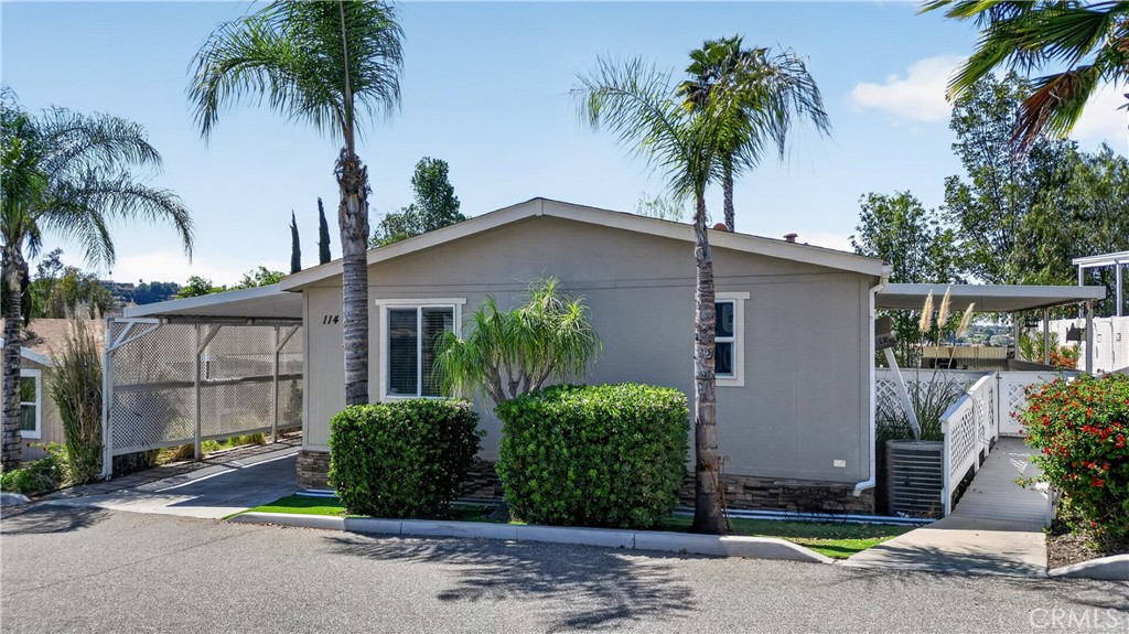 15181 Van Buren Boulevard 114