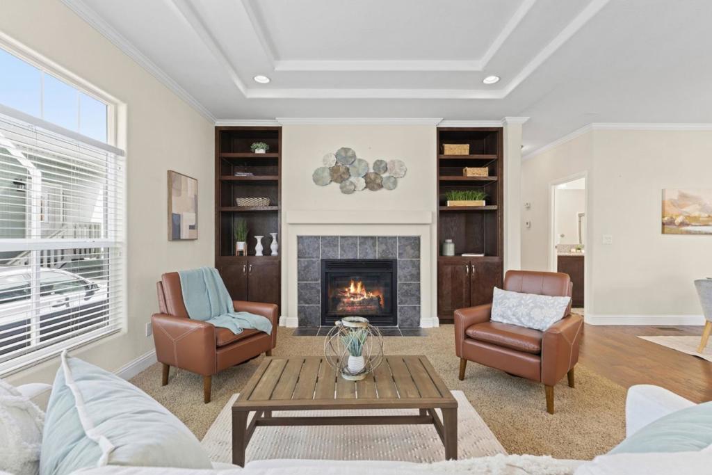 100 N Rodeo Gulch Road 96