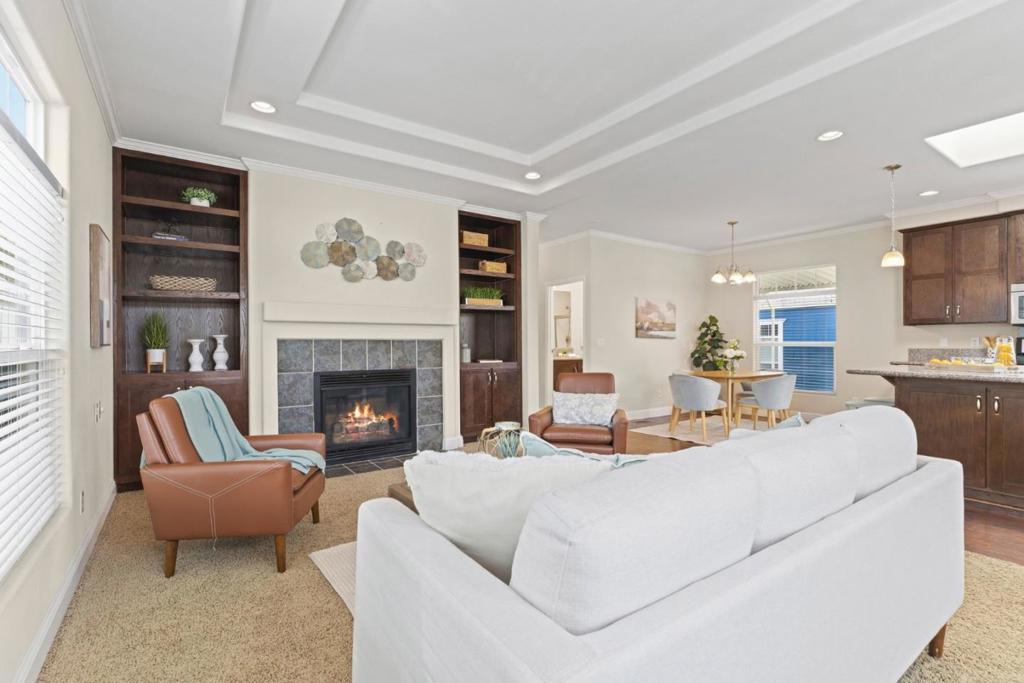 100 N Rodeo Gulch Road 96