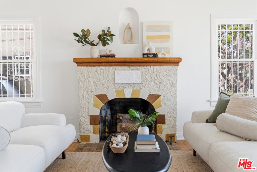 5513 S Mullen Avenue