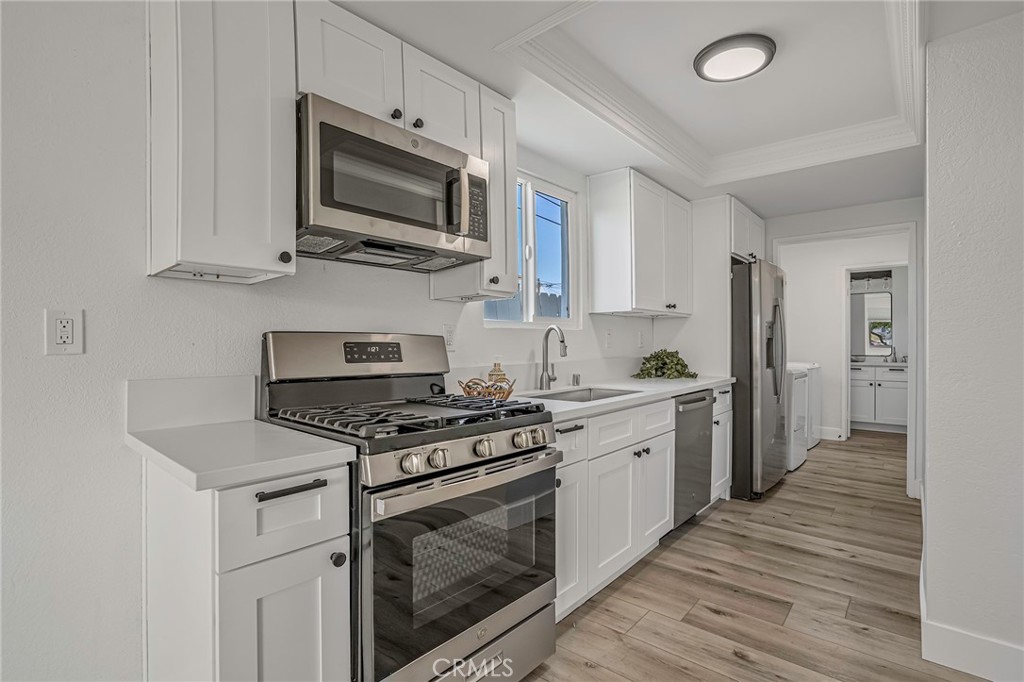 4543 W 168th Street
