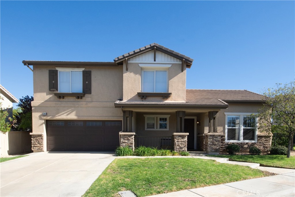 Welcome to this stunning two-story home nestled in the highly desirable Mountain Gate community of South Corona! This spacious 2,400 sq. ft. residence features 4 bedrooms, 2.5 bathrooms, and a dedicated office, offering the perfect blend of comfort, style, and functionality.
Step inside to discover beautiful wood and tile flooring throughout, creating a warm and elegant feel. The gourmet kitchen is a chef’s dream, showcasing granite countertops, stainless steel appliances, and ample cabinetry for storage and prep space. The open floor plan seamlessly connects the kitchen to the family room—ideal for entertaining or cozy family gatherings.
Upstairs, the spacious bedrooms include a luxurious primary suite with breathtaking mountain views. The home’s oversized backyard provides endless possibilities—whether you envision a pool, garden, or outdoor entertainment area.
Located on a quiet cul-de-sac, this property offers both privacy and a true sense of community. Conveniently close to top-rated schools, parks, shopping, and easy freeway access.
Don’t miss your chance to own this beautiful South Corona home—where comfort meets mountain-view living!