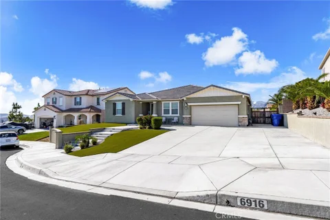 MLS: CV26213977