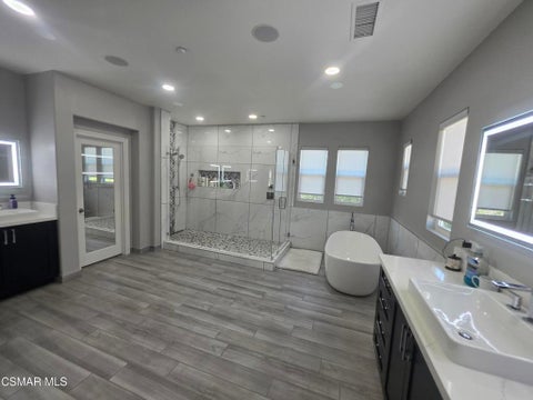 Tiny photo for 6891 Breezy Glen Drive, Moorpark, CA 93021 (MLS # 226004370)