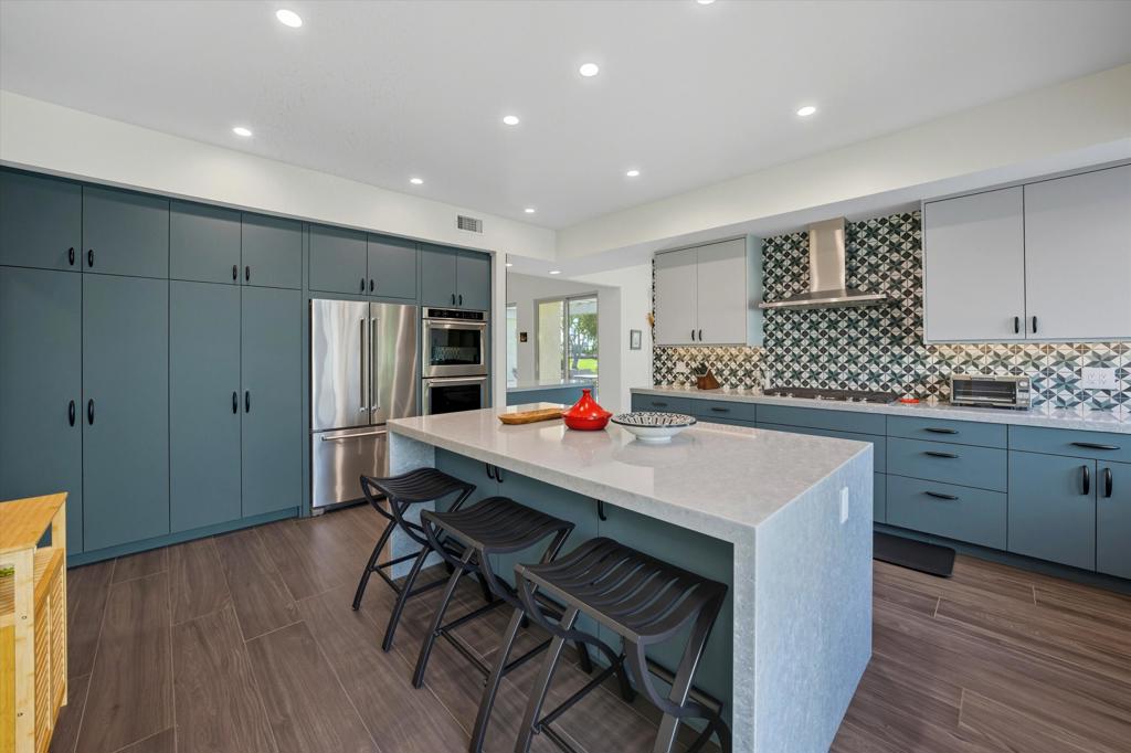 Mission Hills Country Club - Residential Lease