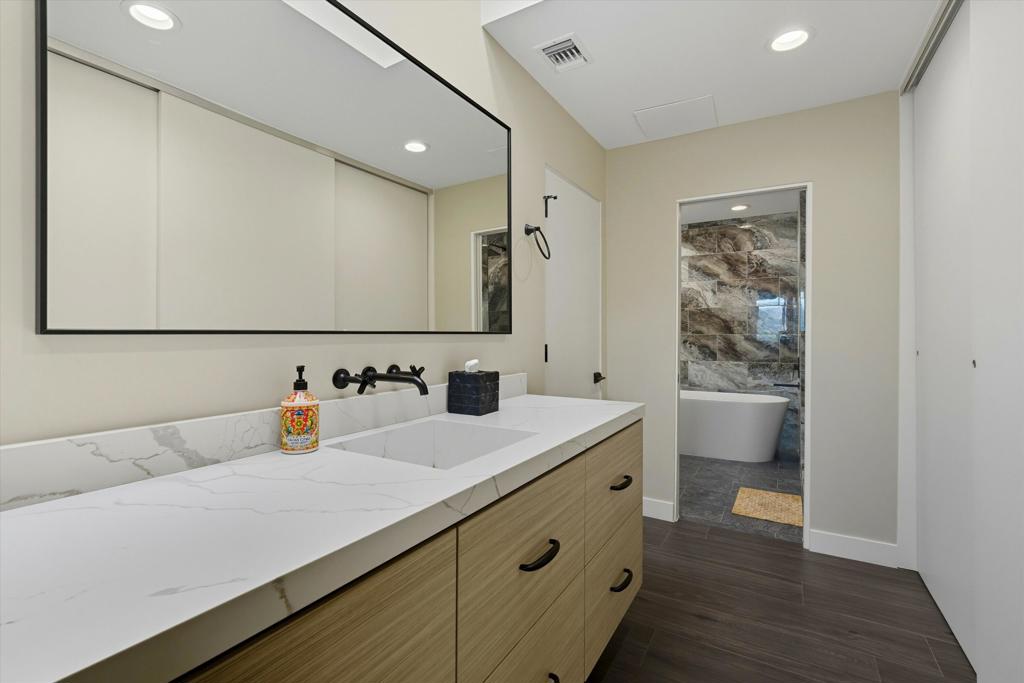 Mission Hills Country Club - Residential Lease