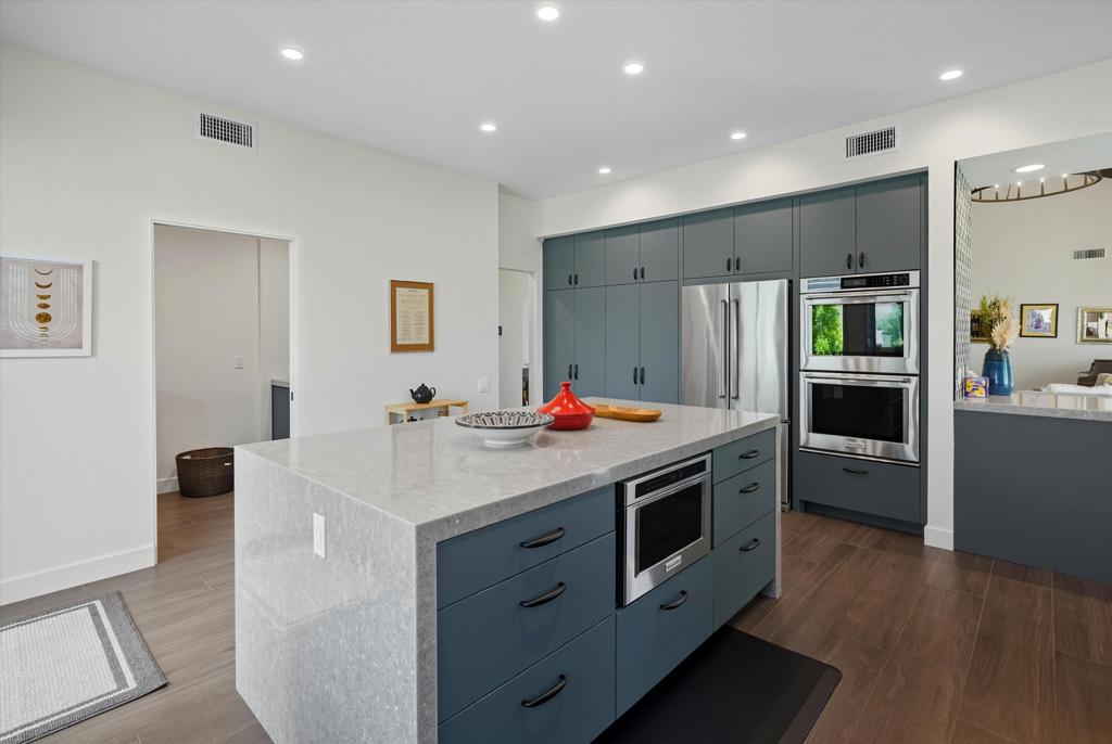 Mission Hills Country Club - Residential Lease