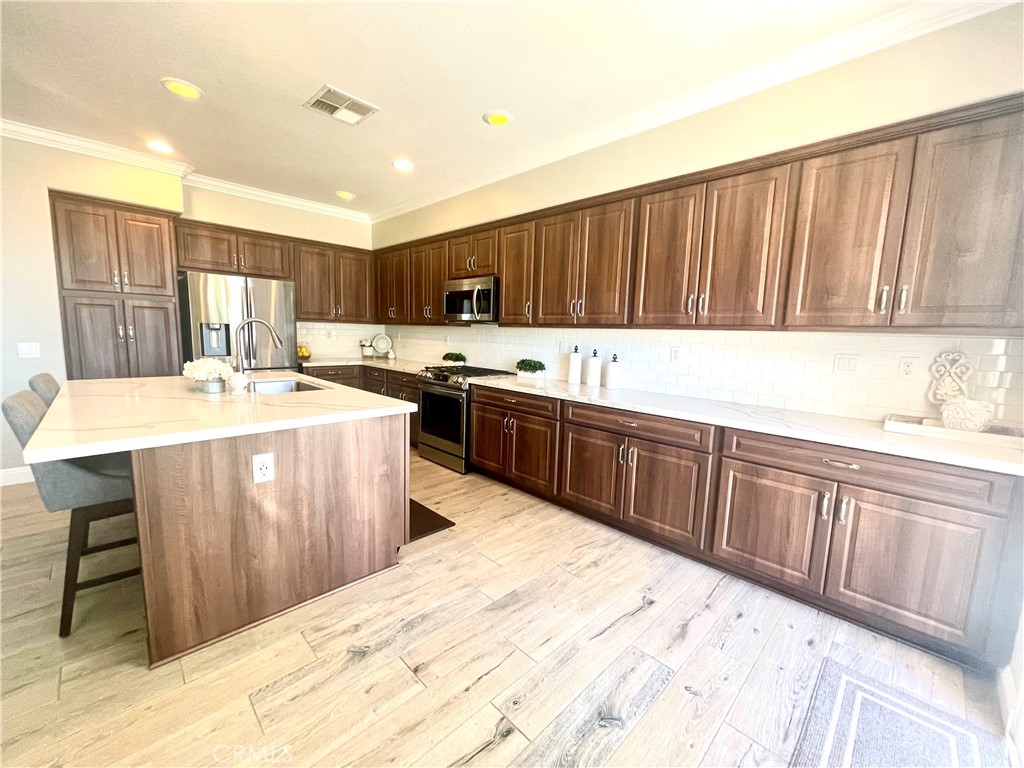 29 Spring View Way
