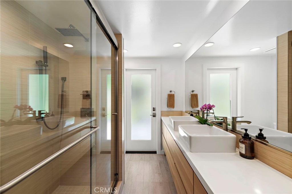 Top Of The World (TOW) - Residential