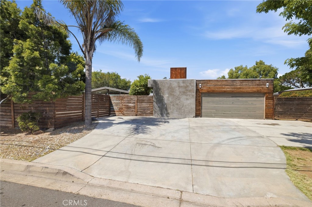 196 Santa Clara Drive
