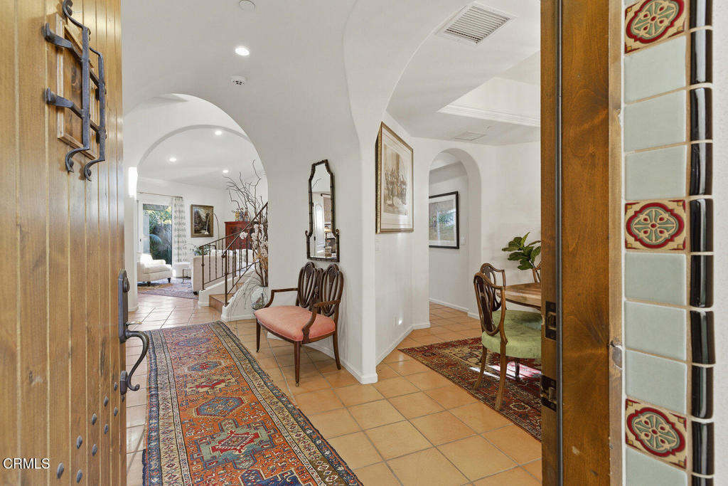 203 S Montgomery Street