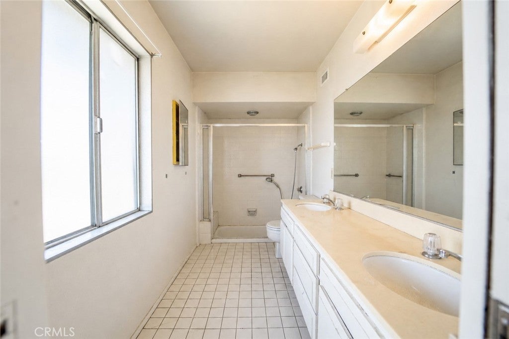 25572 Gloriosa Dr, Mission Viejo CA 92691 - Photo 19