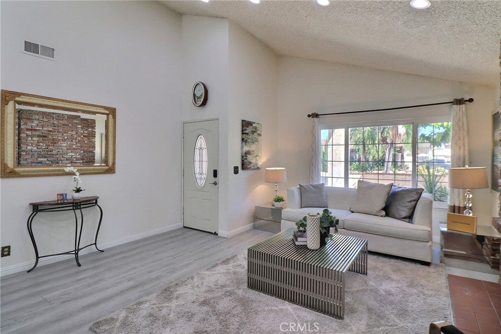 14605 Seron, Irvine CA 92606 - Photo 10