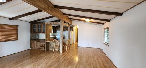 Photo of 1537 Balein Ct Ct, Hayward, CA 94544 (MLS # 41128198)