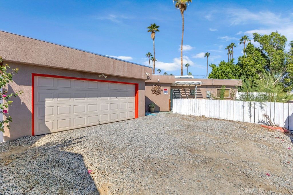 Photo of 45503 Panorama Drive, Palm Desert, CA 92260 (MLS # SW25225398)