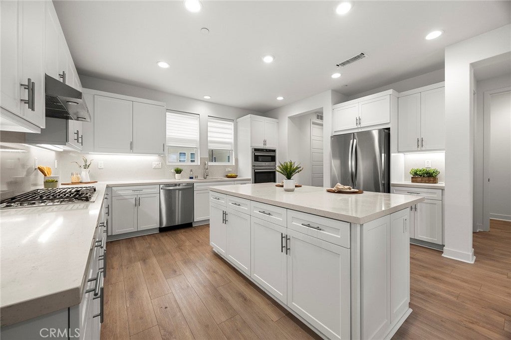 121 Biome, Irvine CA 92618 - Photo 13