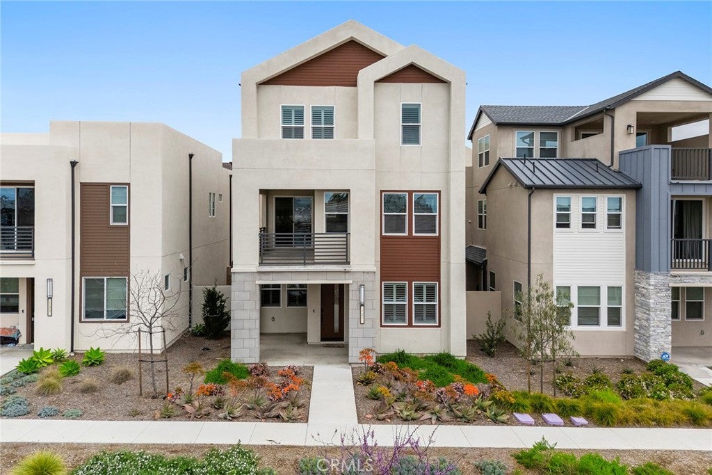 121 Biome, Irvine CA 92618 - Photo 1