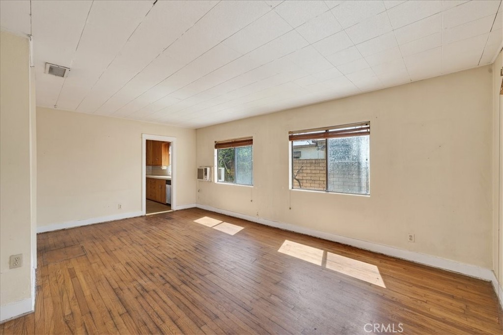 506 W Marshall