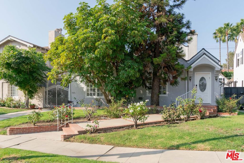 Photo of 6451 Maryland Drive, Los Angeles, CA 90048 (MLS # 25591539)