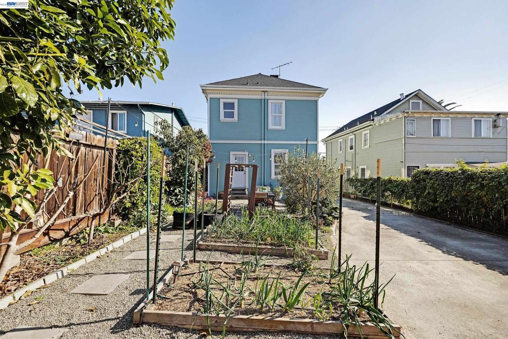 1919 48Th Ave