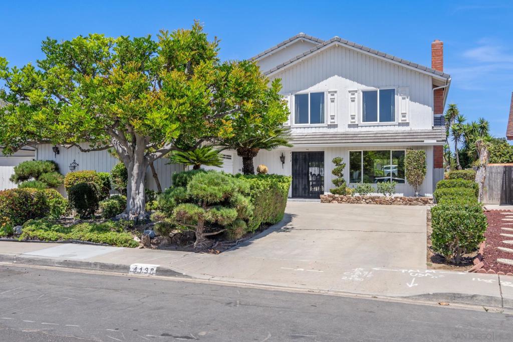 Welcome to an ideal cul-de-sac location in desirable University City overlooking a canyon with views. This classic 2 story home features a bedroom and bathroom downstairs, pool and a floorplan that has grand potential to make it your dream home. The lower level features a large formal living room with fireplace, large formal dining room, kitchen, den that can be a multi purpose room and bedroom/bathroom. Upstairs, you will find the primary with view over the canyon, walk in closet, separate toilet/shower room, 2 additional bedrooms plus a grand room that can serve as an additional bedroom or family room. Additional bonuses include large picture windows throughout, an oversized walk in laundry area downstairs, 2 car garage with storage, large driveway for additional parking, large windows to enjoy the northward view. The floorplan offers the option to add a bedroom & bathroom. Walk to everything UC offers including Curie Elementary, shopping, parks, community center and the beautiful neighborhoods. Come see this property that offers the perfect blend of a truly wonderful family neighborhood, convenience and an ideal floorplan with space. Whether you’re looking to embrace the mid century vibe or renovate, this home is your chance to create something truly special.