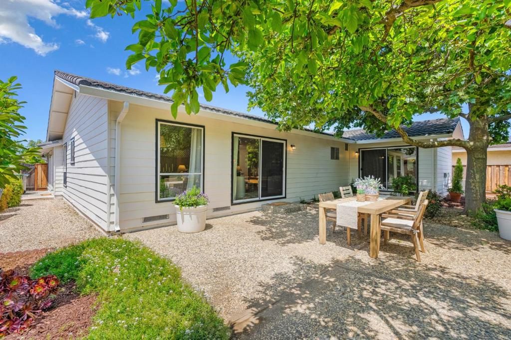 listing image 130726032591163129441