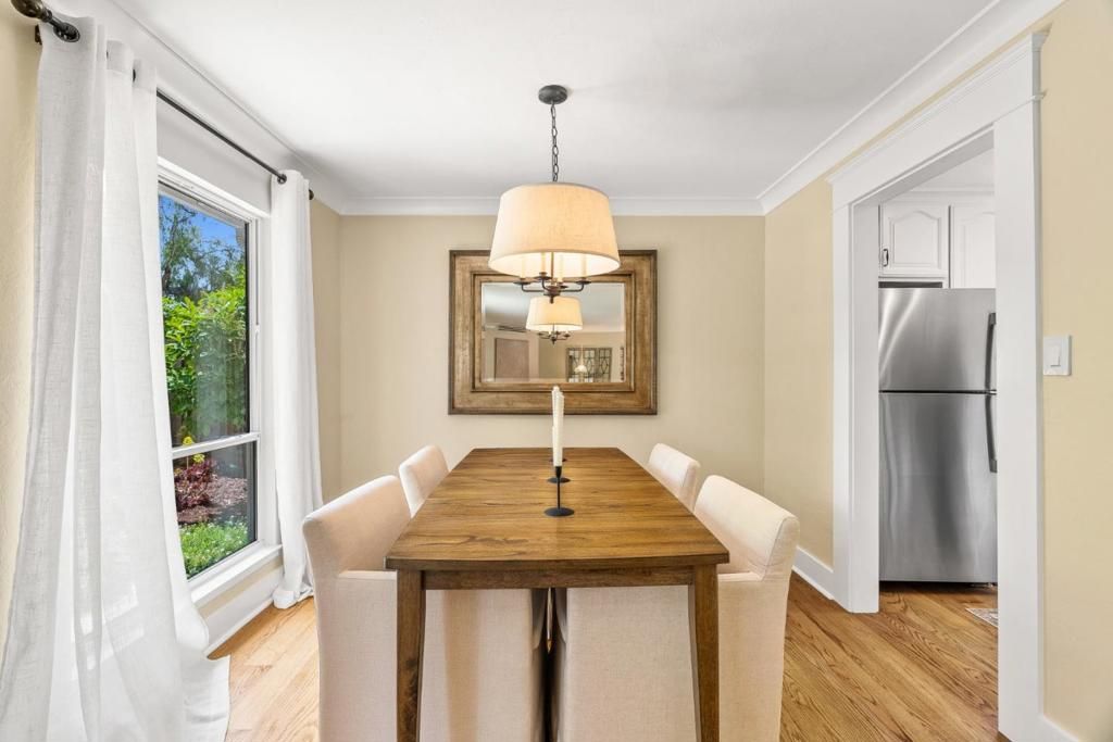 listing image 130725965180552457099