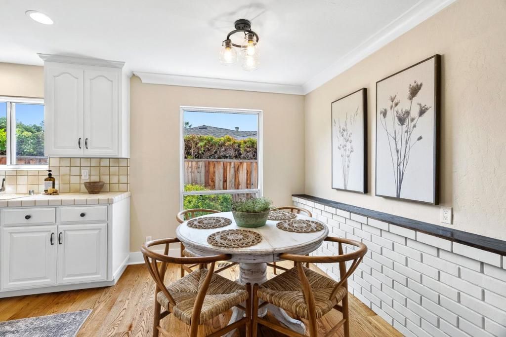 listing image 130726044378367308549