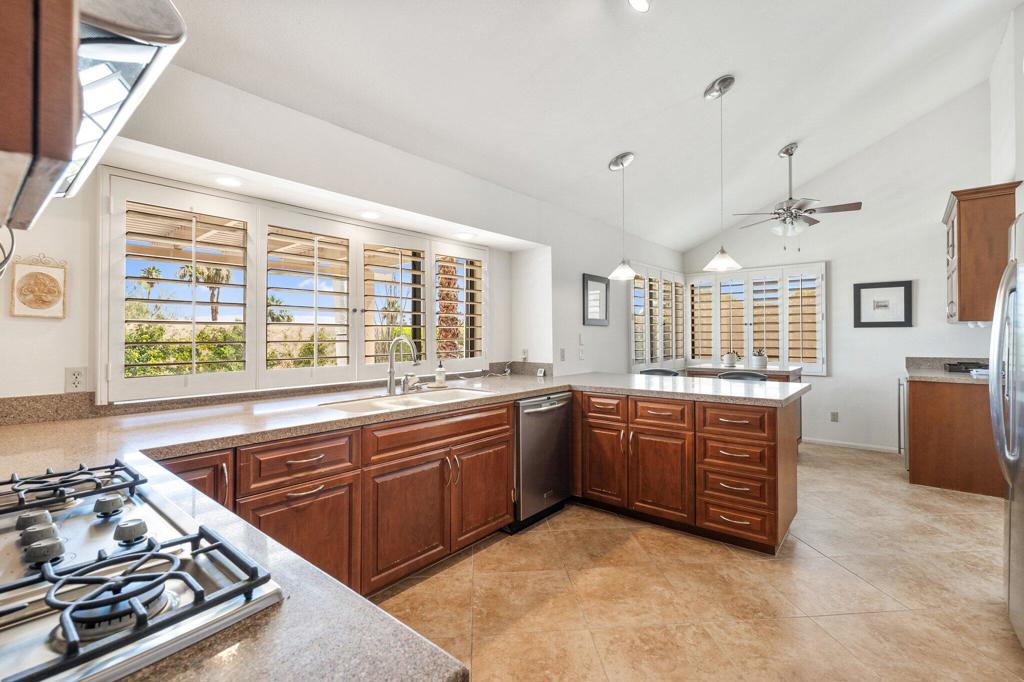Canyon Cove - Residential Lease