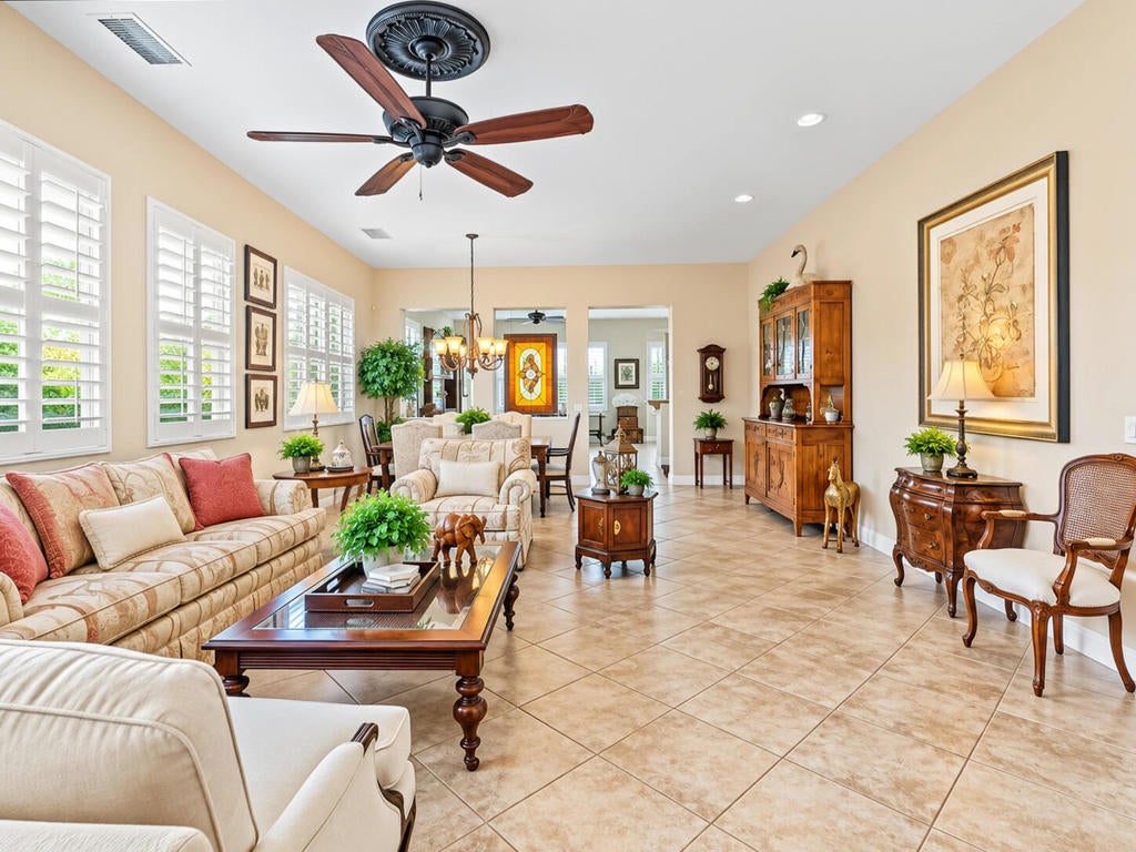 80469 Glen Eagles Court