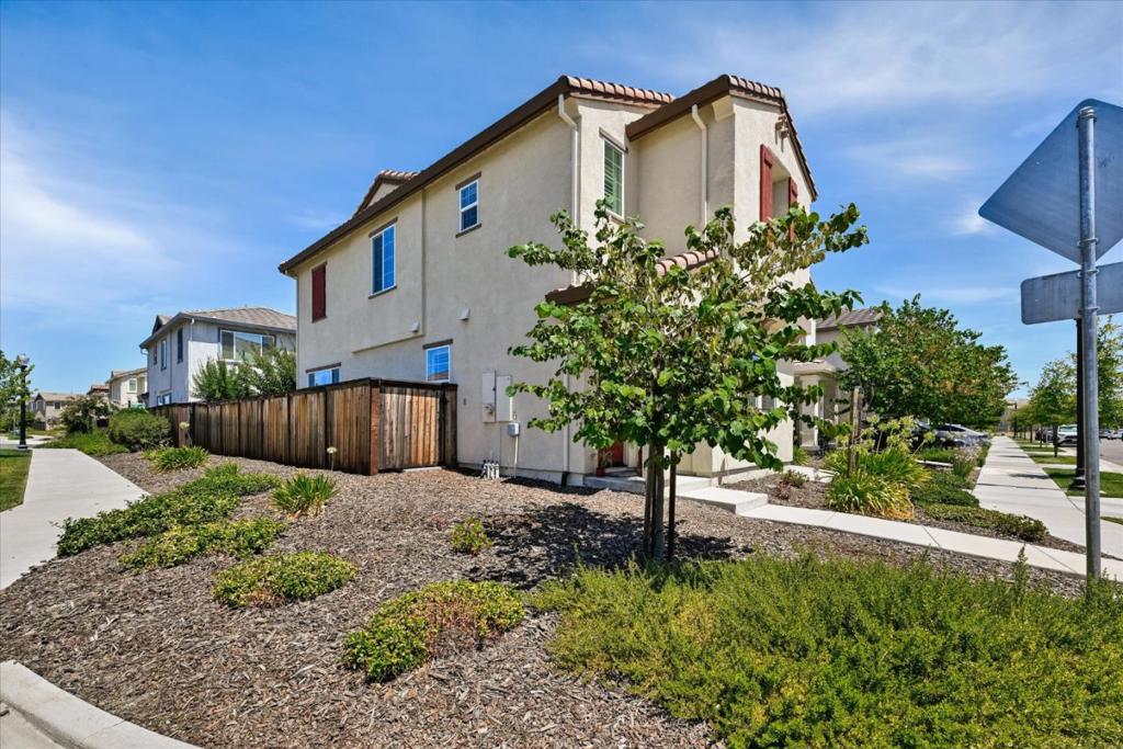 2466 Buzz Aldrin Way