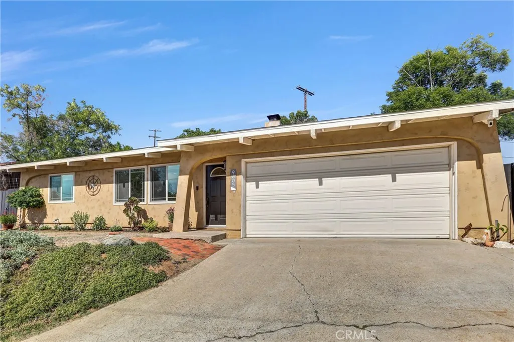 Lakeside, California 92040, United States, 3 Bedrooms Bedrooms, ,2 BathroomsBathrooms,Residential,Active,131849