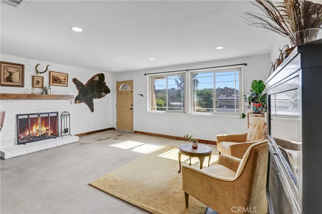 Lakeside, California 92040, United States, 3 Bedrooms Bedrooms, ,2 BathroomsBathrooms,Residential,Active,131849