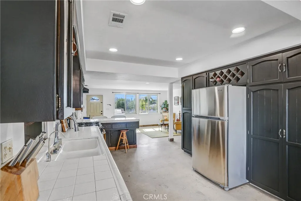 Lakeside, California 92040, United States, 3 Bedrooms Bedrooms, ,2 BathroomsBathrooms,Residential,Active,131849