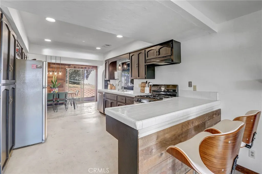 Lakeside, California 92040, United States, 3 Bedrooms Bedrooms, ,2 BathroomsBathrooms,Residential,Active,131849