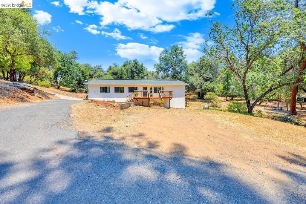 15311 Curtis Cir