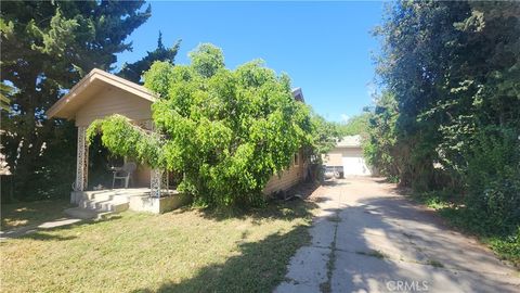 Photo of 819 E Boone St, Santa Maria, CA 93454 (MLS # SC26073232)