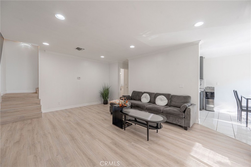 121 Sinclair Avenue 207