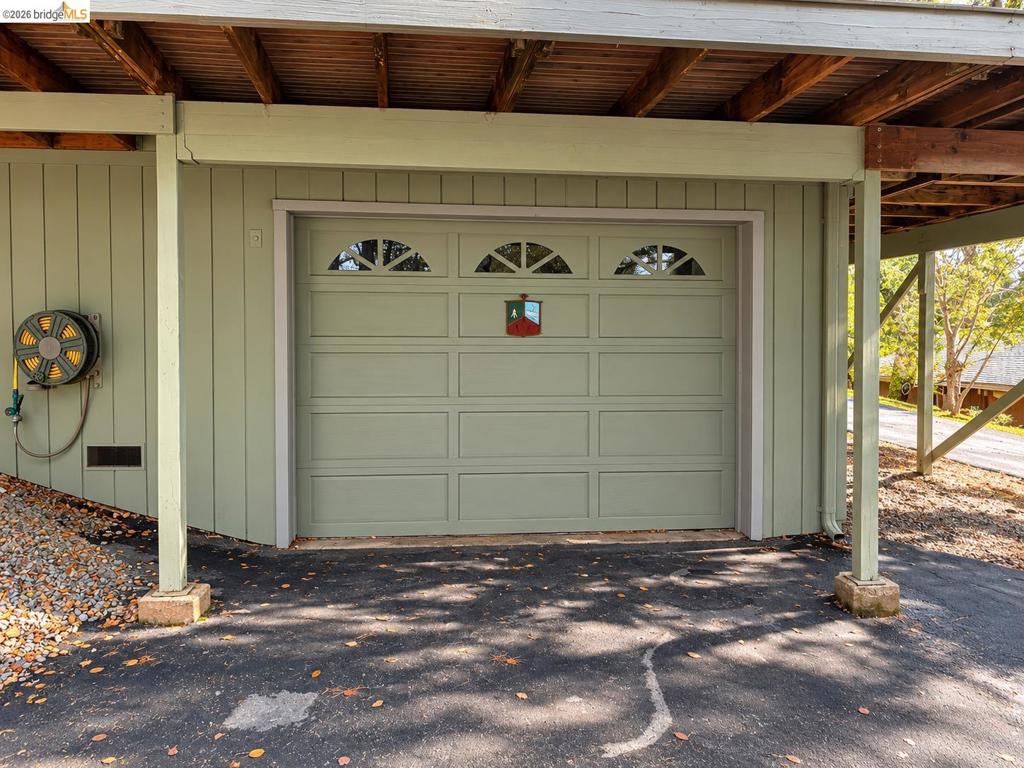 20663 Crestpine Easement