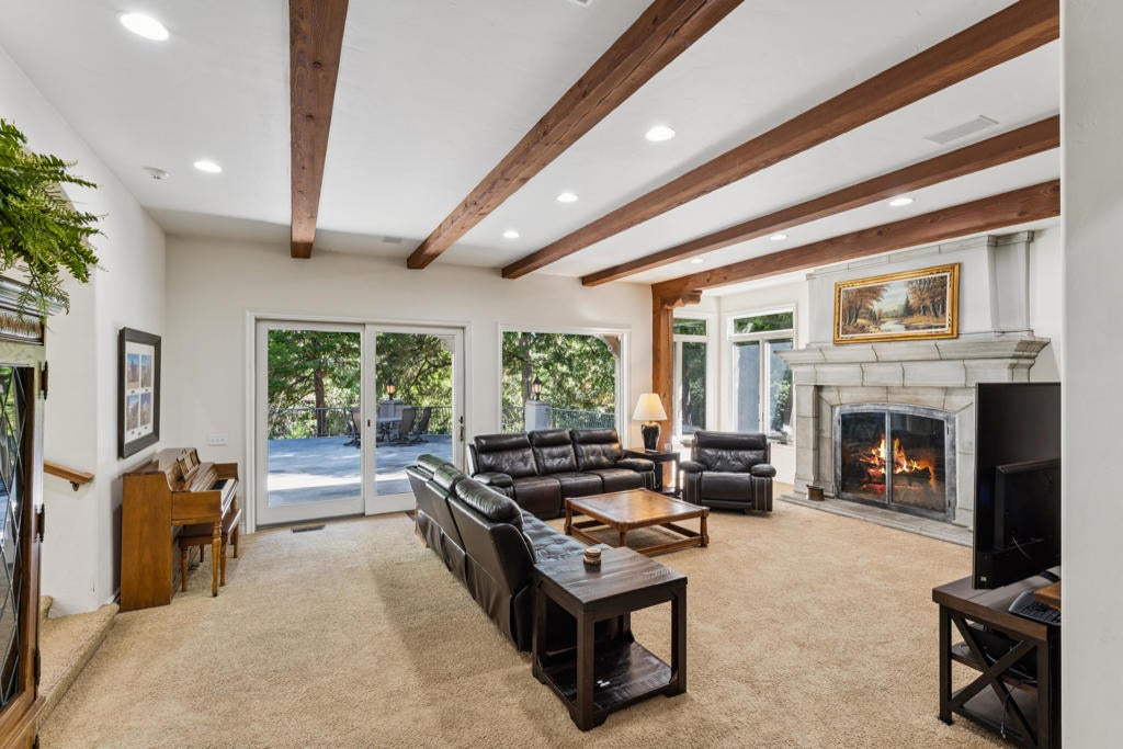 391 Cedar Ridge Drive