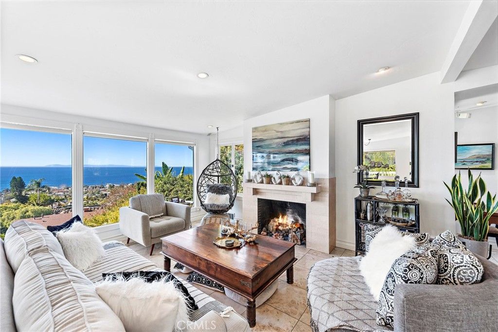 Photo of 875 Coast View Drive, Laguna Beach, CA 92651 (MLS # LG25240310)